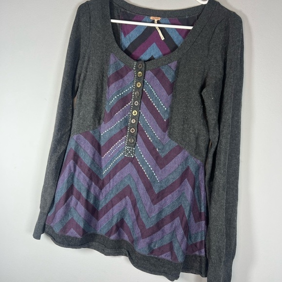 Free People Chevron Stripes Gray w/Purple Long Sleeve Top Small - Picture 2 of 7